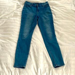 Vera Wang Skinny Jeans